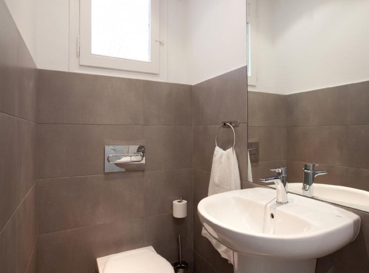 Napoles - Modernist Flat Close To Sagrada Familia Barcelona Ngoại thất bức ảnh