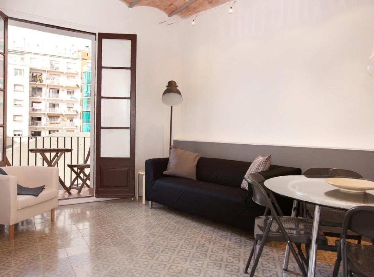 Napoles - Modernist Flat Close To Sagrada Familia Barcelona Ngoại thất bức ảnh